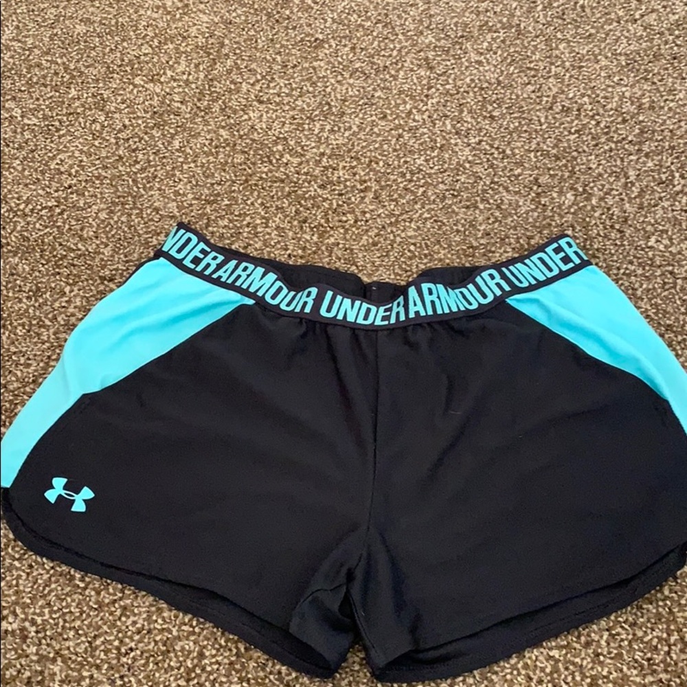 Loose fit, heat gear shorts